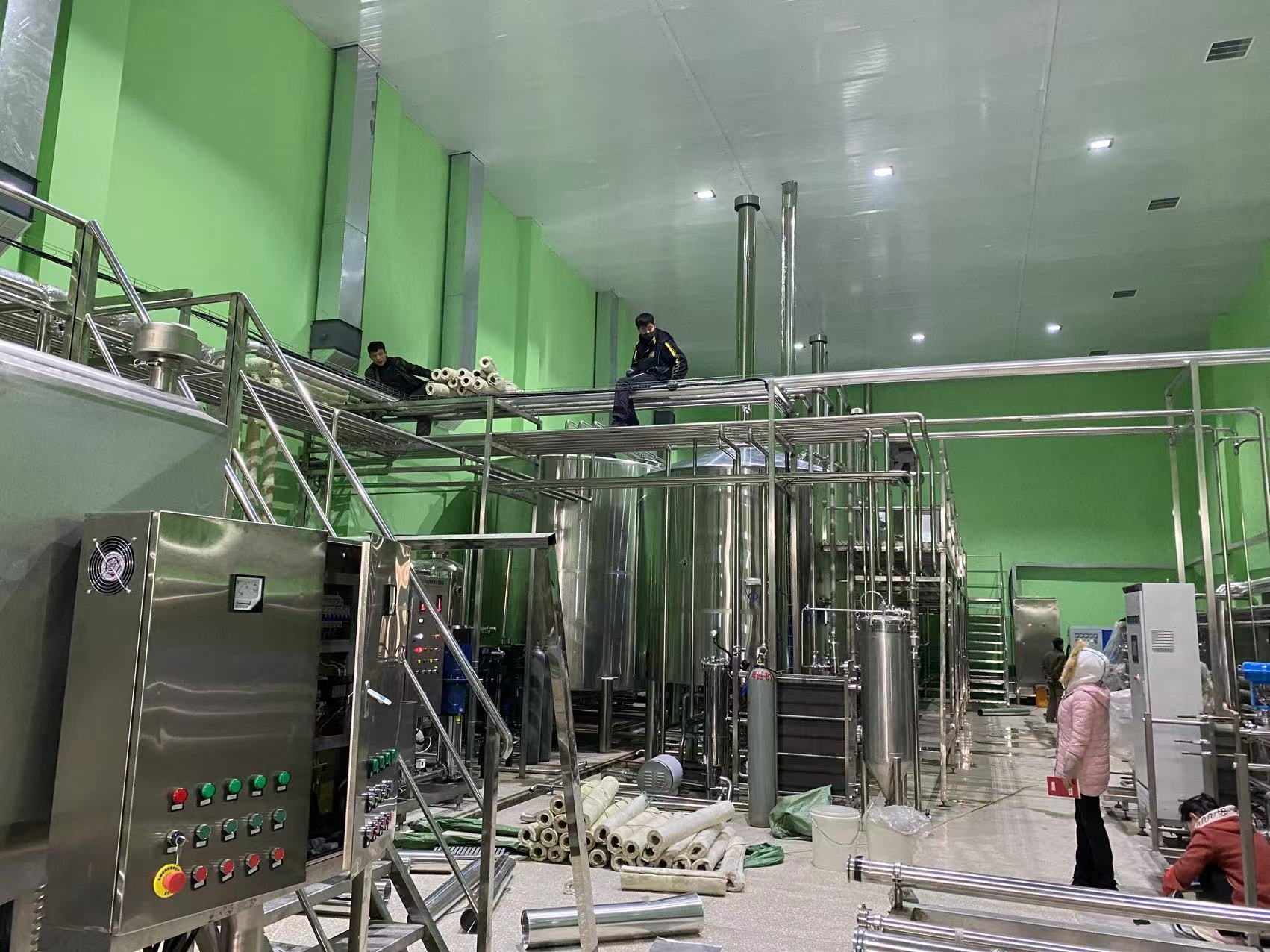 苏尼特右精酿啤酒设备厂—精酿啤酒设备制造：传承工艺与创新科技的交融